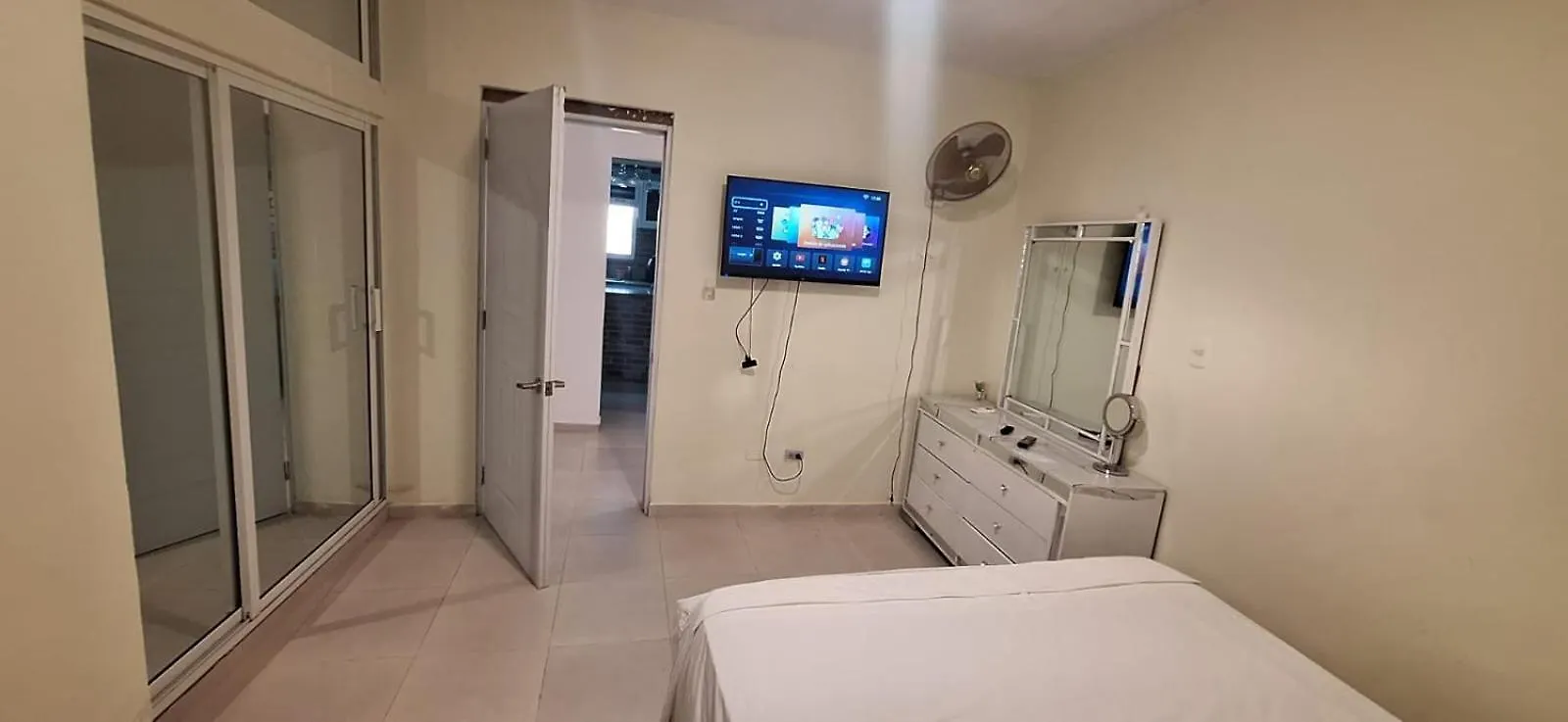 Sandra House Santo Domingo